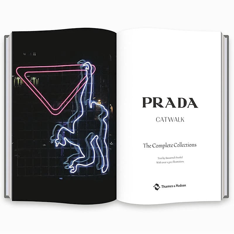 Livro Catwalk Prada - Thames & Hudson - Modern Mood [WEBP]