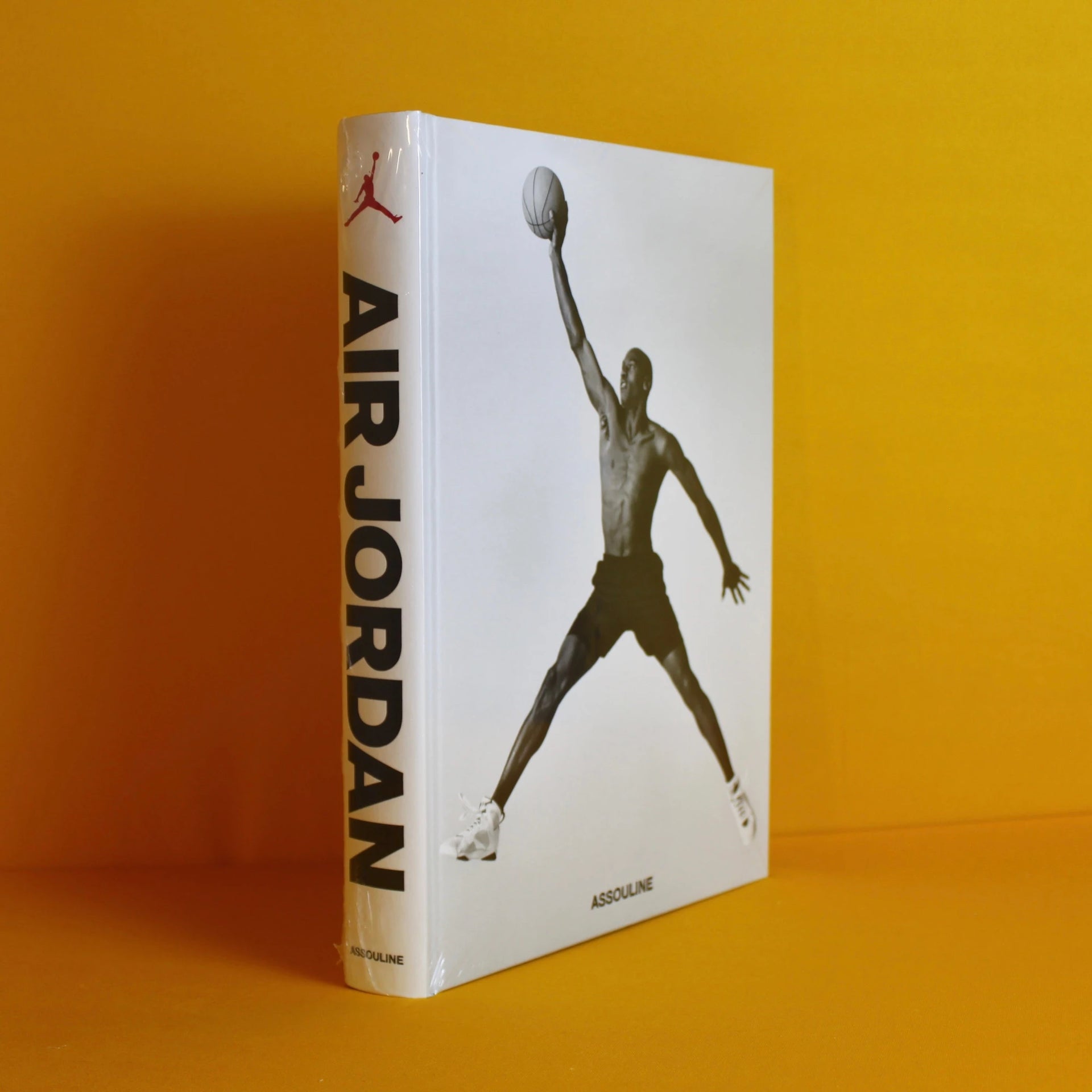 Livro Air Jordan Assouline - Modern Mood [WEBP]