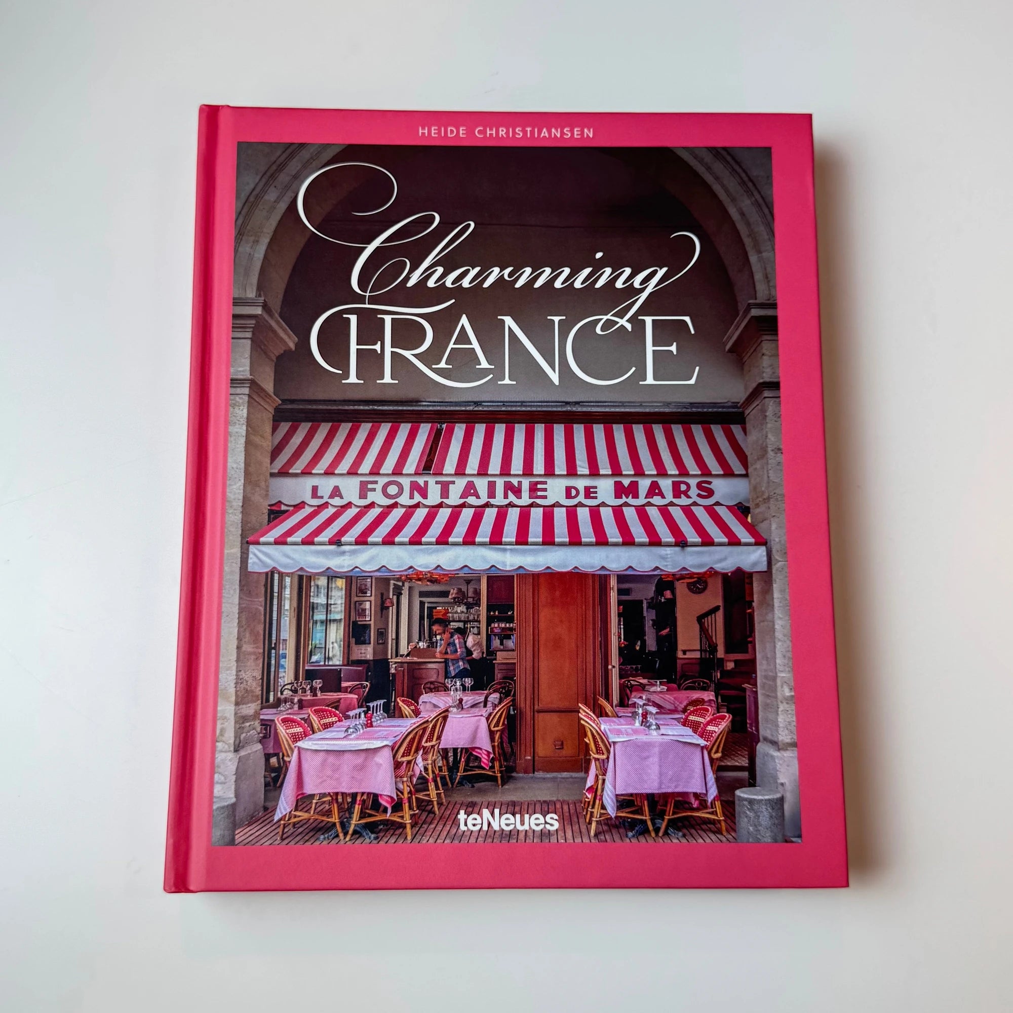 Livro Charming France TeNeues - Modern Mood [WEBP]