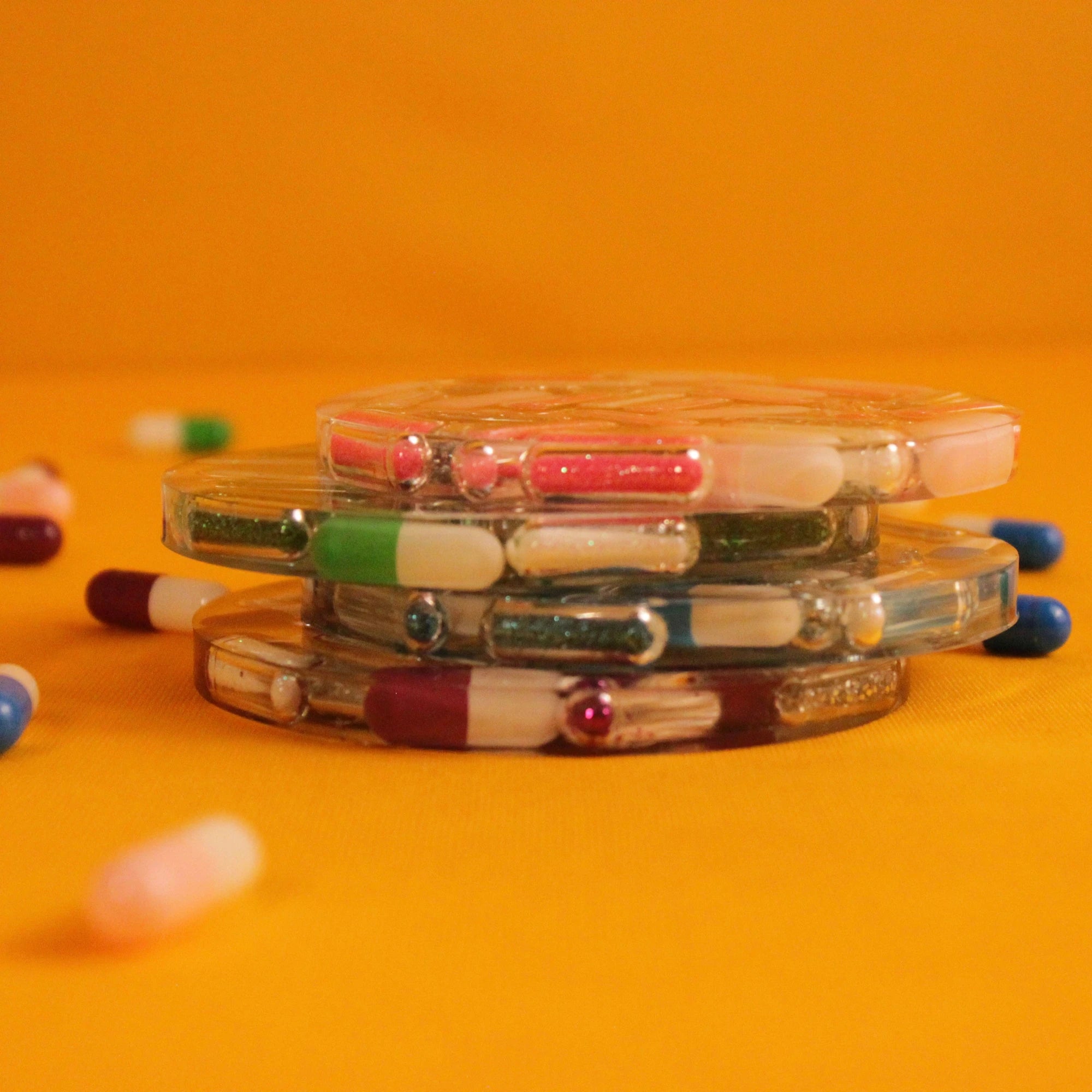 Daily Dose - Porta Copos com Pilulas - Modern Mood [WEBP]