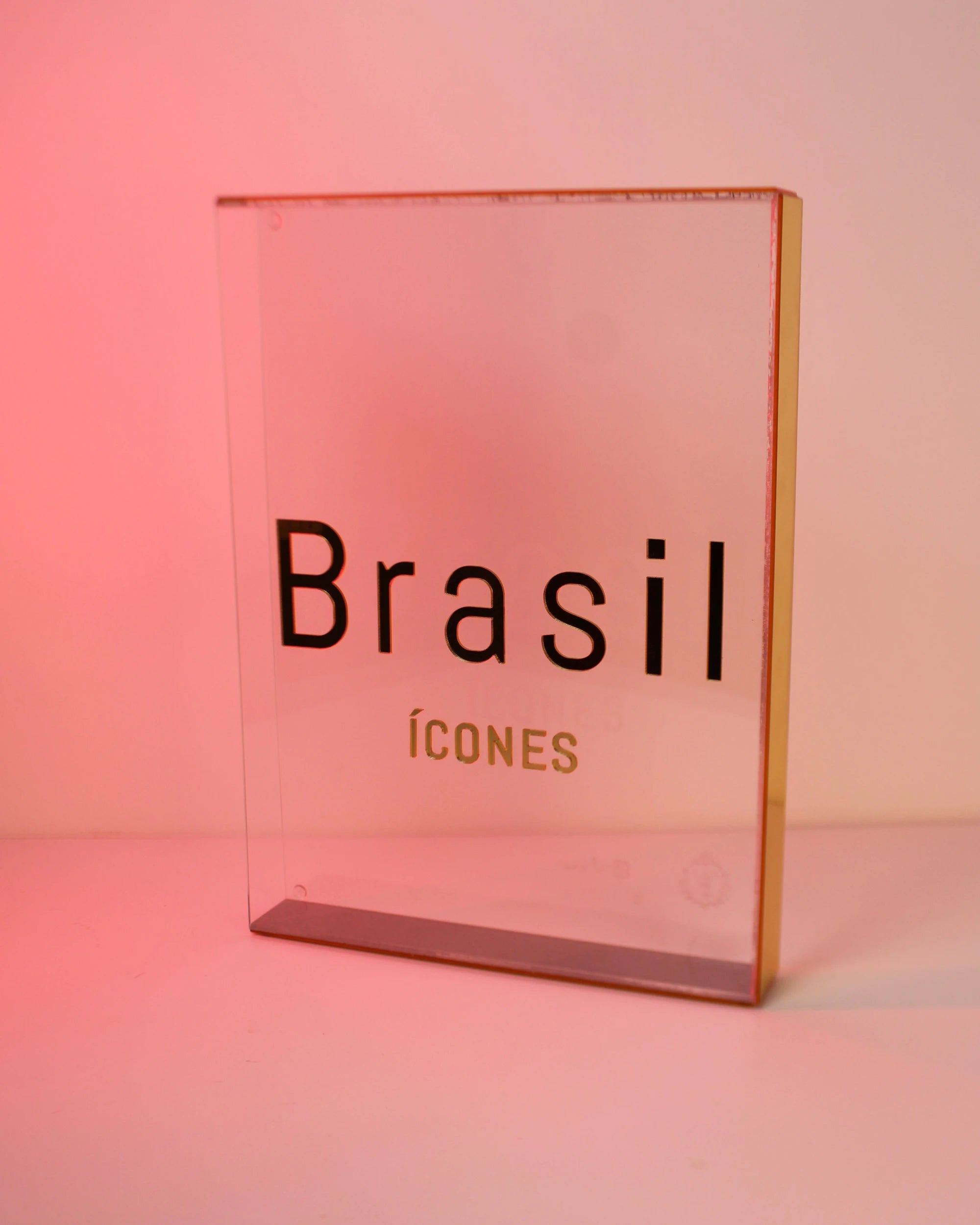 Livro Brasil Arquitetura e Decoração [WEBP]