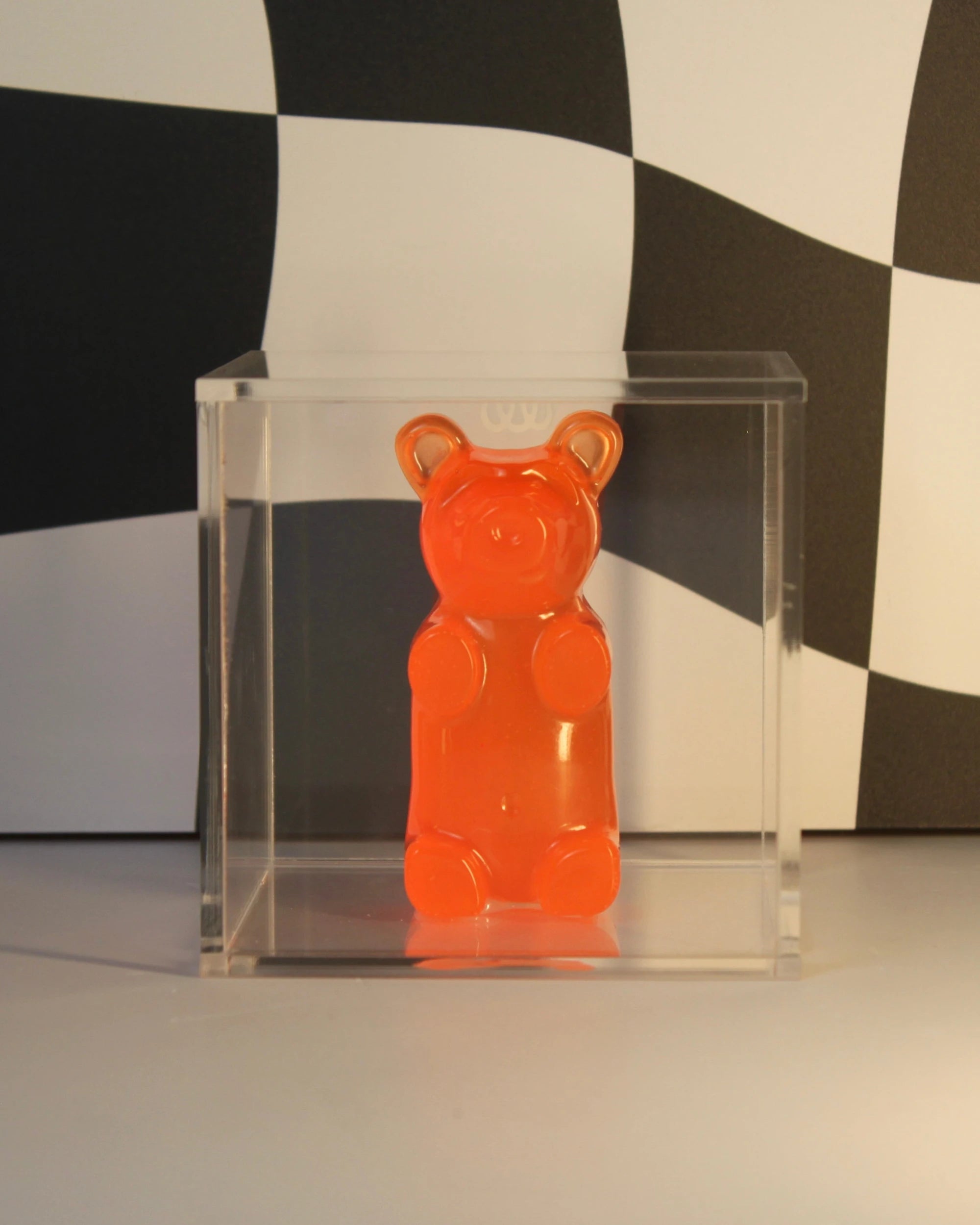 Candy Cube  - Urso na Caixa de Acrílico - Modern Mood [WEBP]