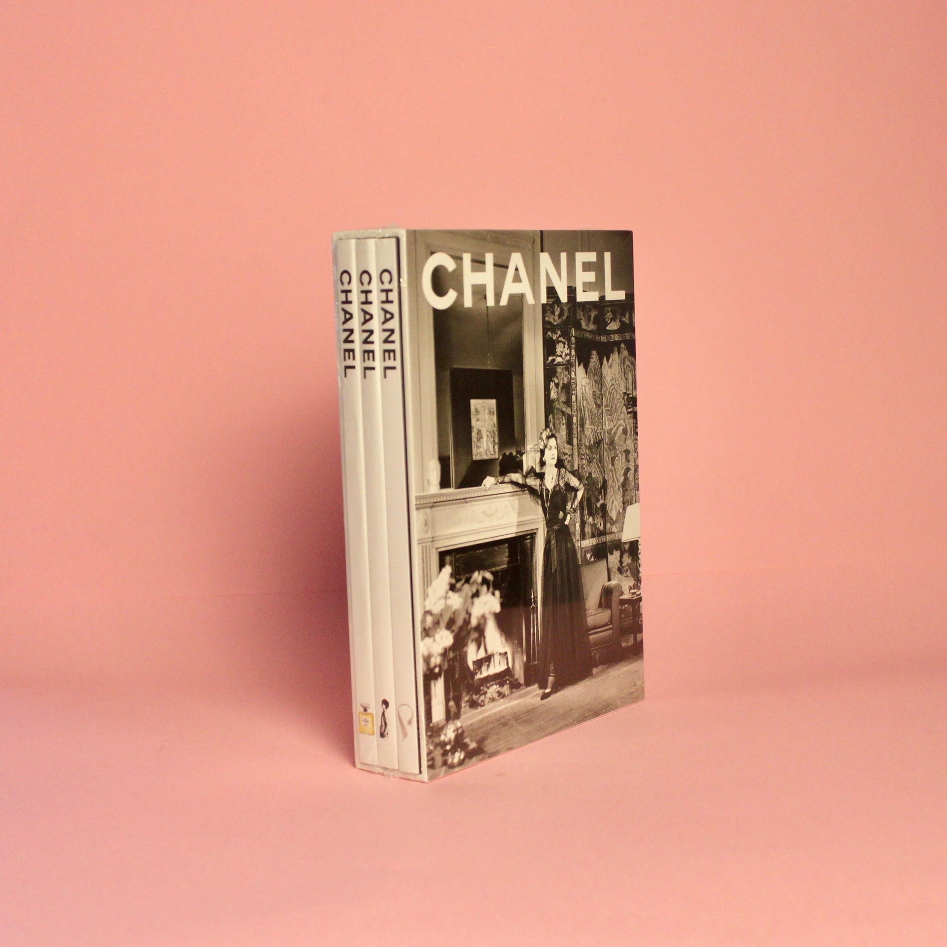 Livro Chanel - Slipcase (new Edition) Assouline - Modern Mood [WEBP]