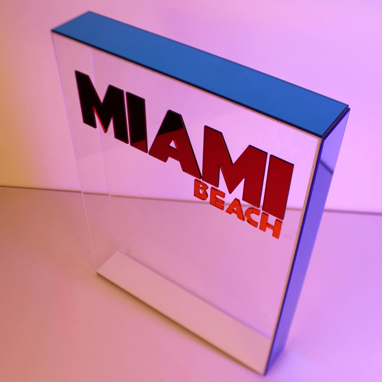 Livro Miami Beach Assouline capa dura, coffee table book de luxo para decoração - Modern Mood [WEBP]