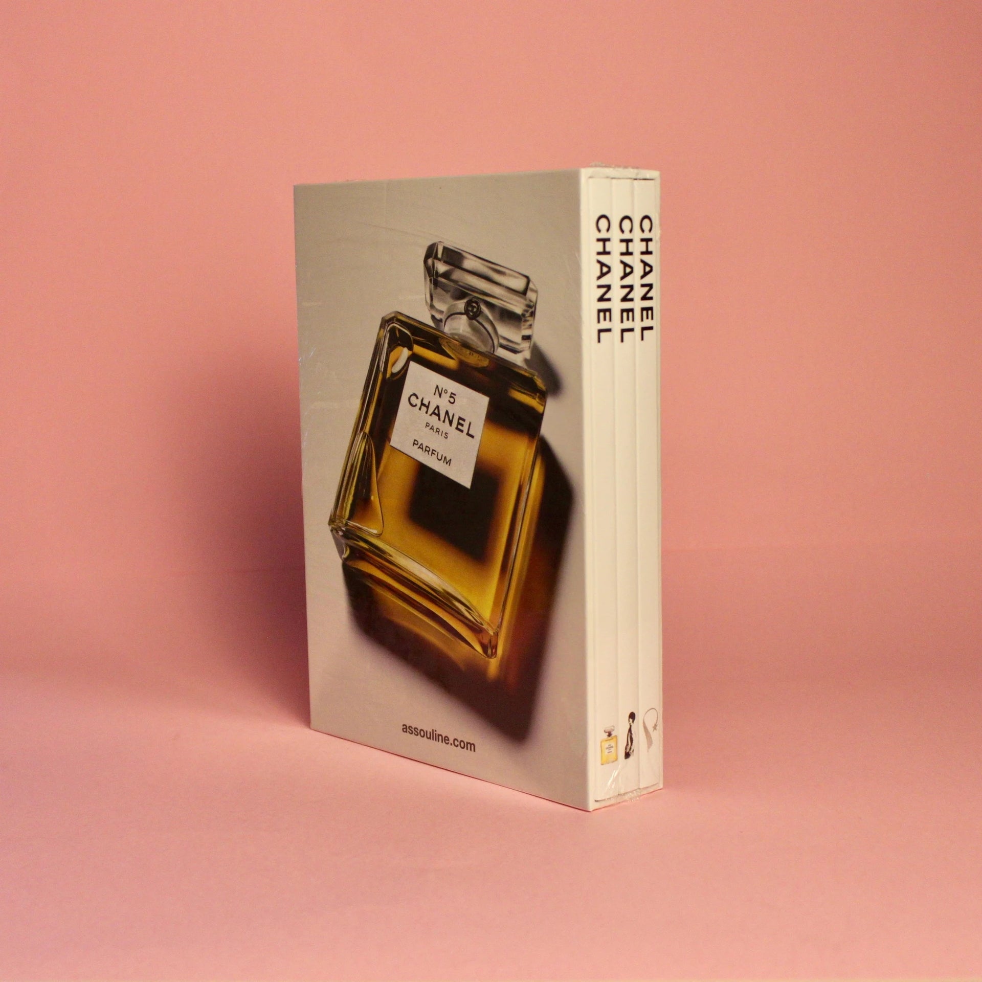 Livro Chanel - Slipcase (new Edition) Assouline - Modern Mood [WEBP]