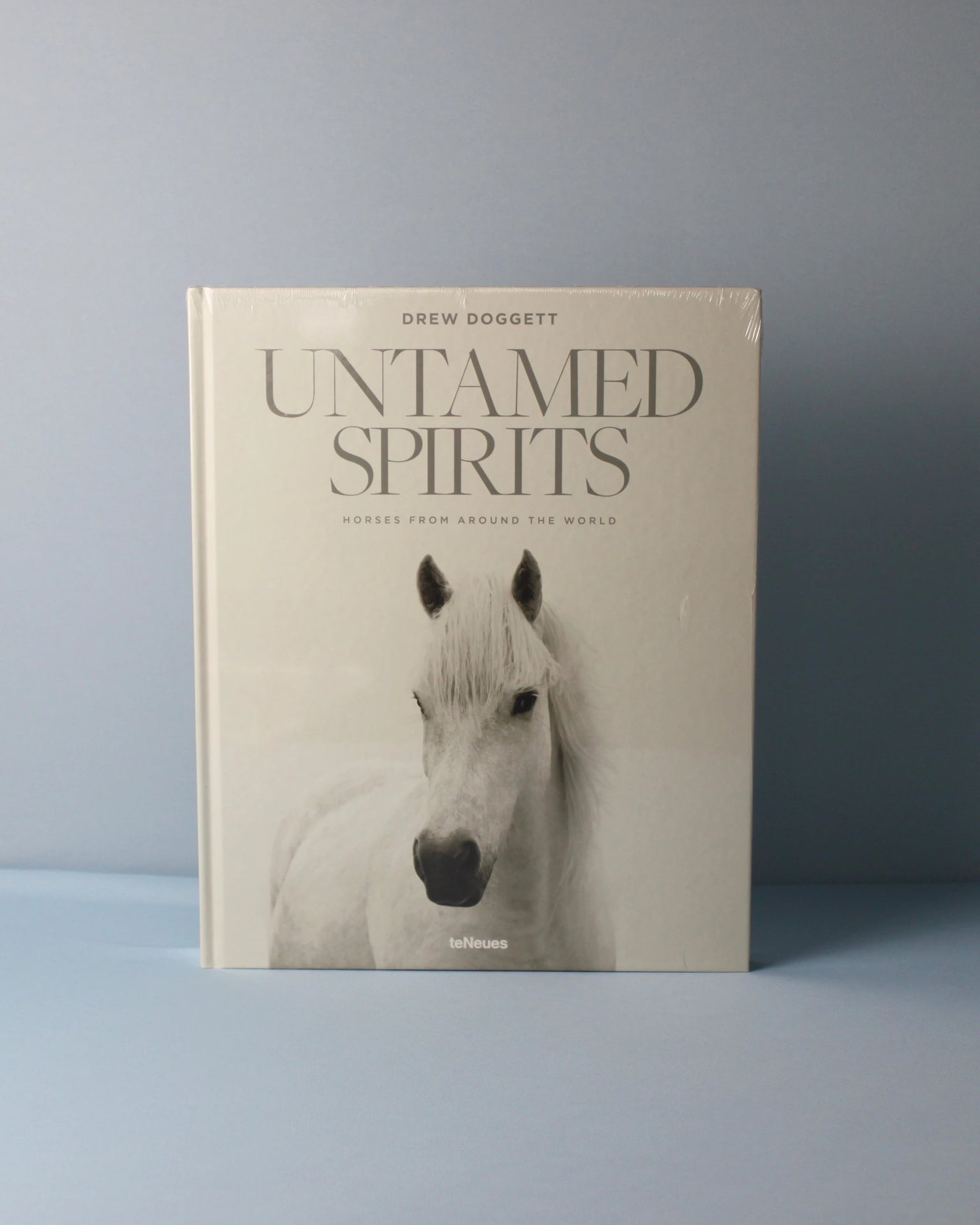 Livro Untamed Spirits: Horses From Around the World Teneues [WEBP]
