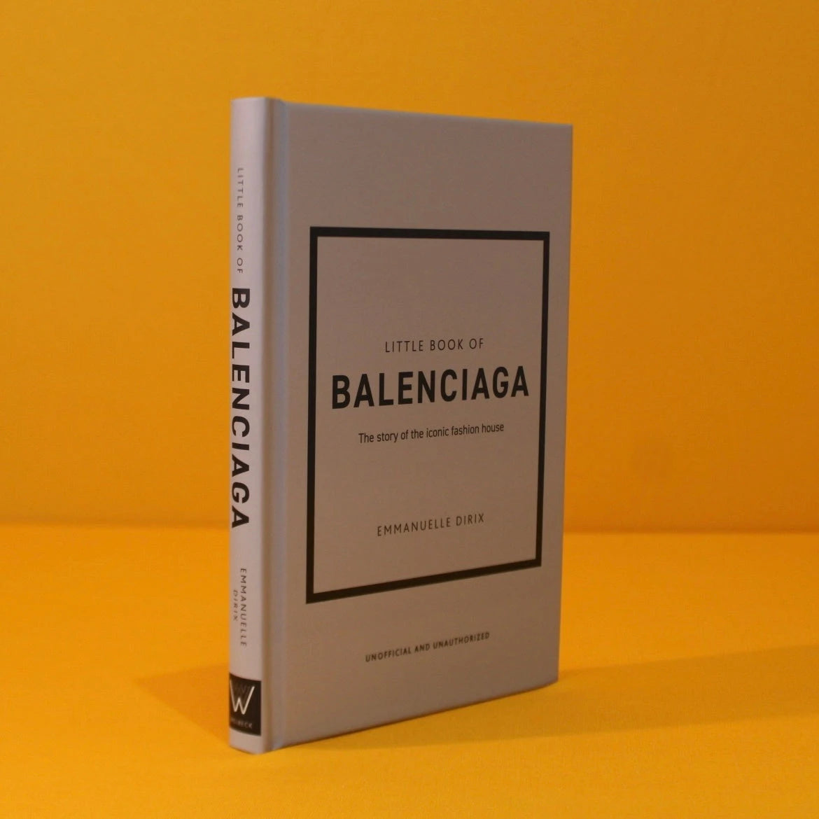 Livro Little Book of Balenciaga: O Mestre da Alta-Costura (Capa Dura Cinza) - Modern Mood [WEBP]