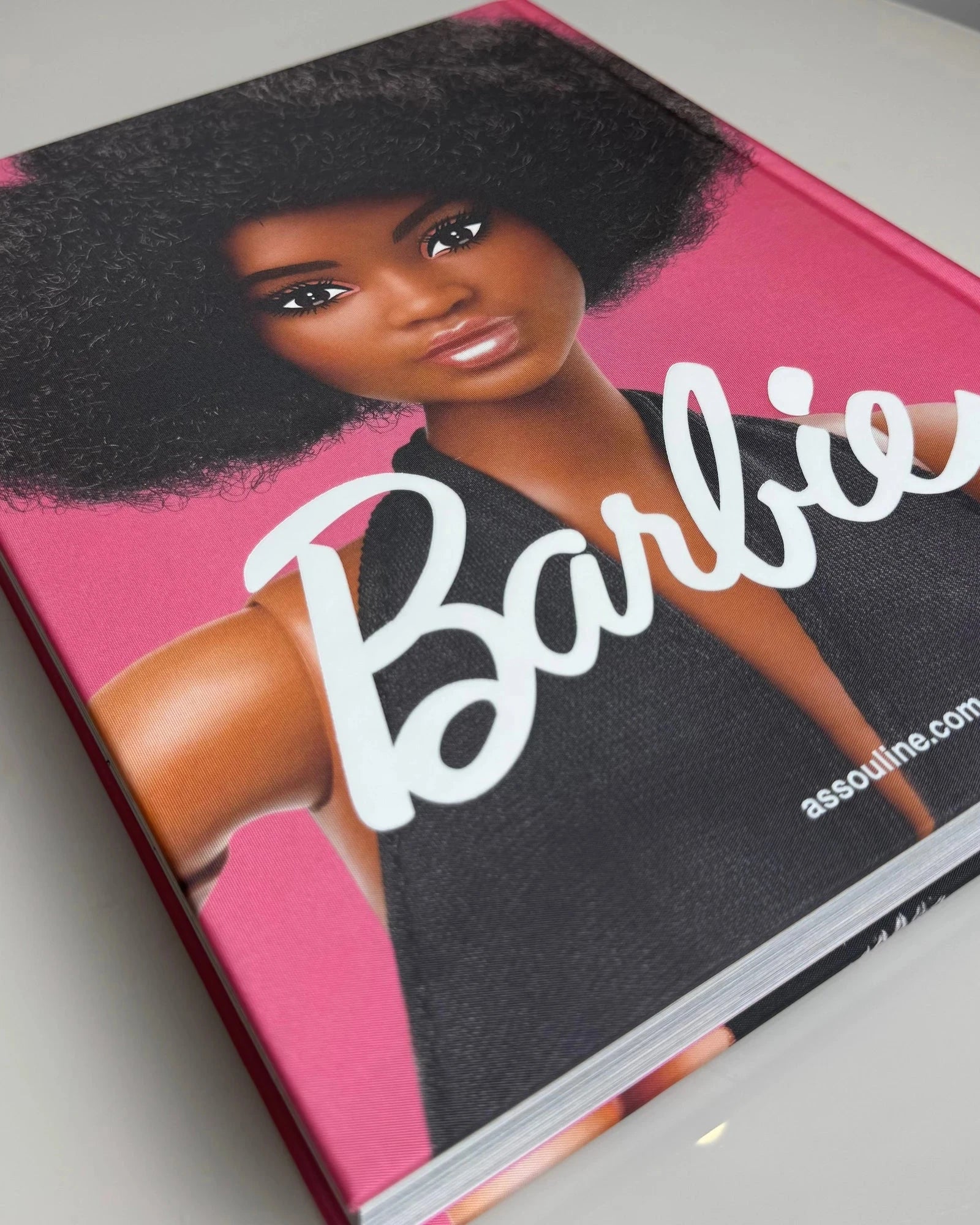 Livro Assouline Barbie - Modern Mood [WEBP]