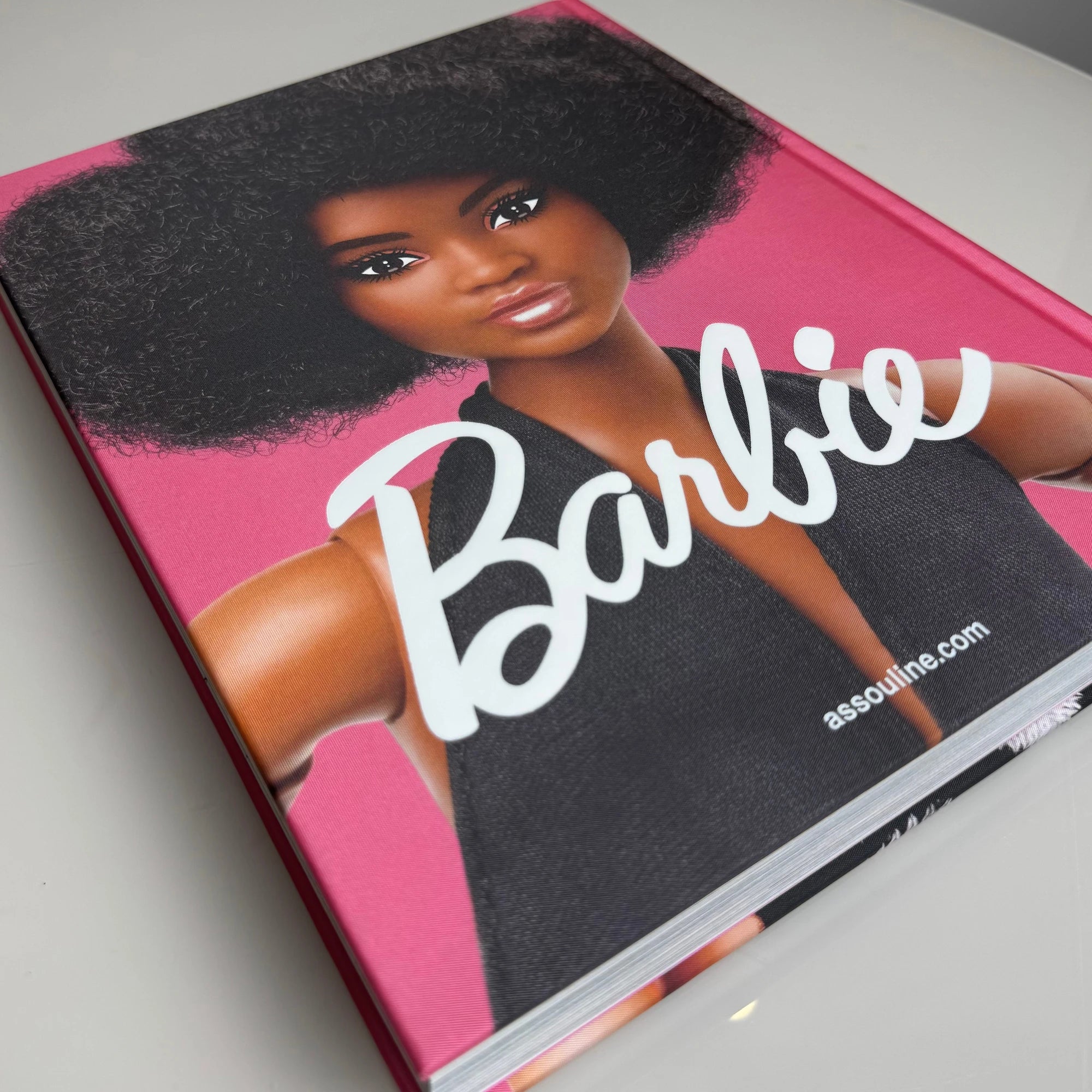 Livro Assouline Barbie - Modern Mood [WEBP]