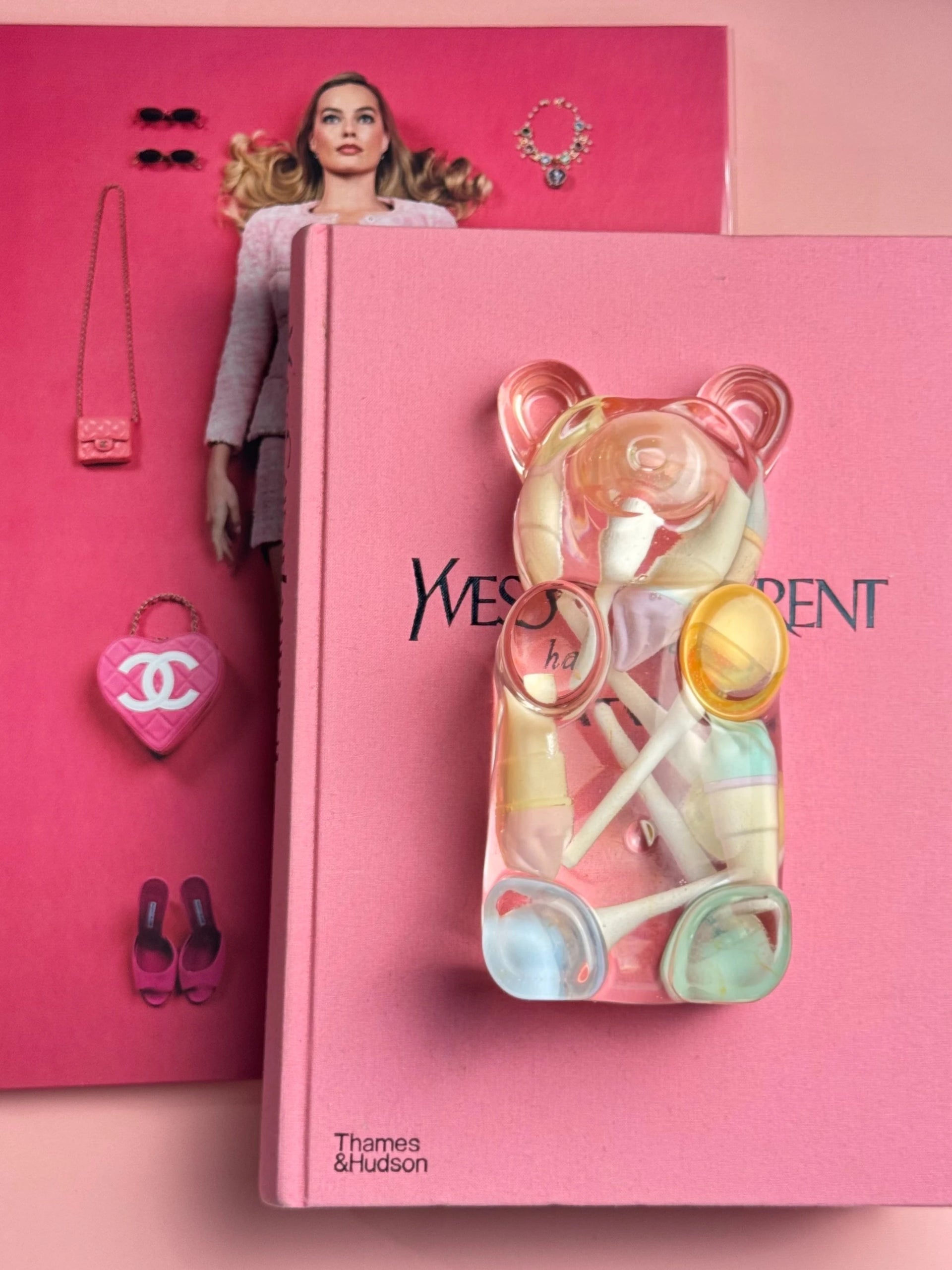 Livro Barbie: The World Tour Rizzoli - Modern Mood [WEBP]