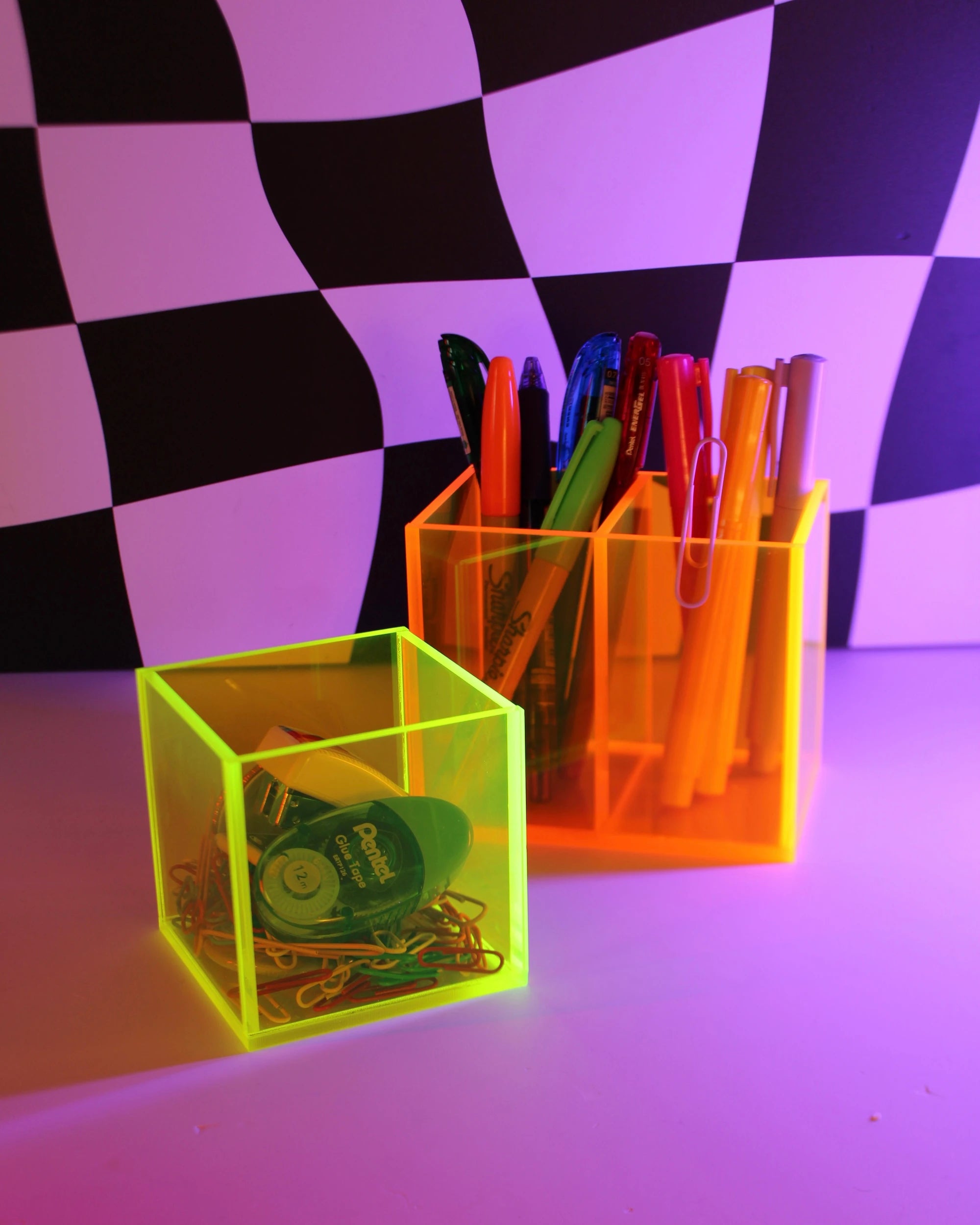 Pop Box - Porta Treco de Acrílico Neon [WEBP]