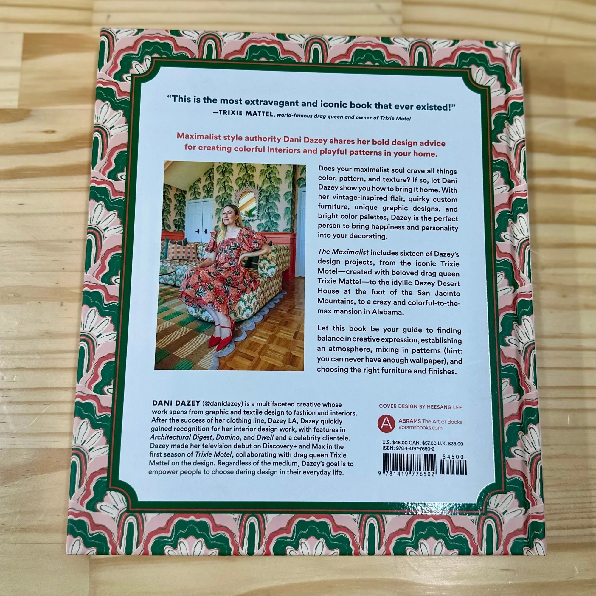 Livro The Maximalist: Colorful Interiors For Bold Living Abrams Books - Modern Mood [WEBP]