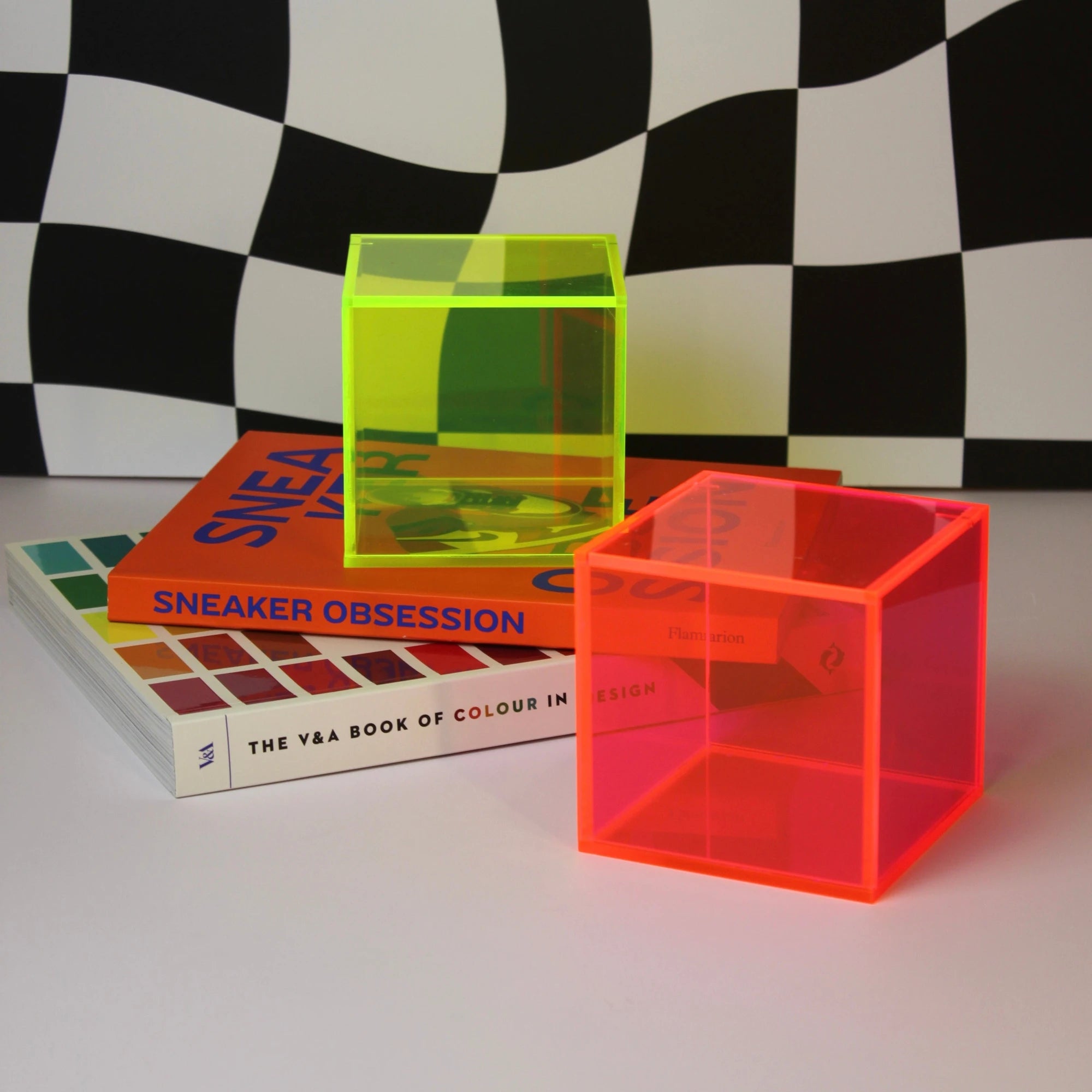 Livro The V&A Book of Colour In Design - Modern Mood [WEBP]