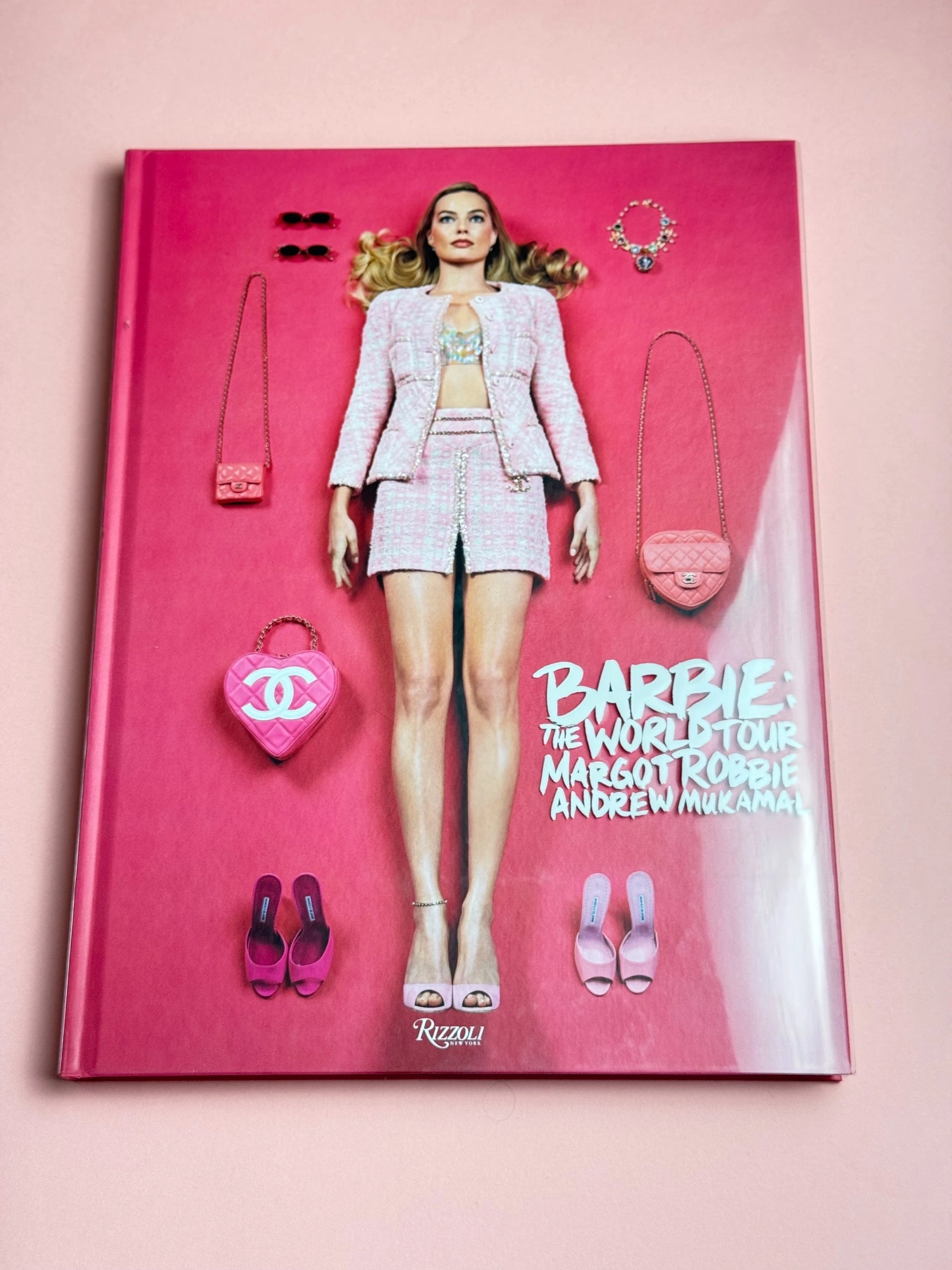 Livro Barbie: The World Tour Rizzoli - Modern Mood [WEBP]