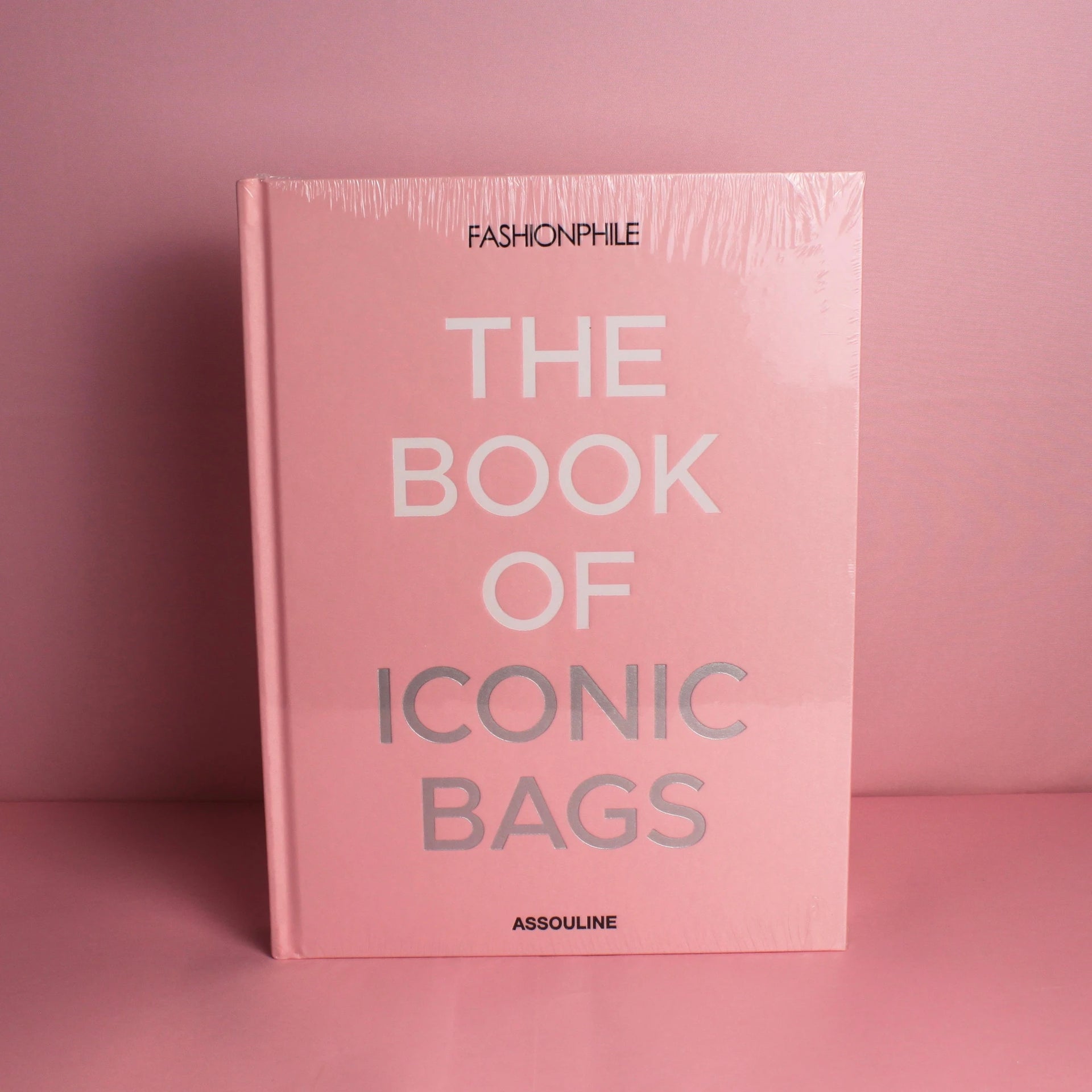 The Book Of Iconic Bags Assouline - Modern Mood [WEBP]