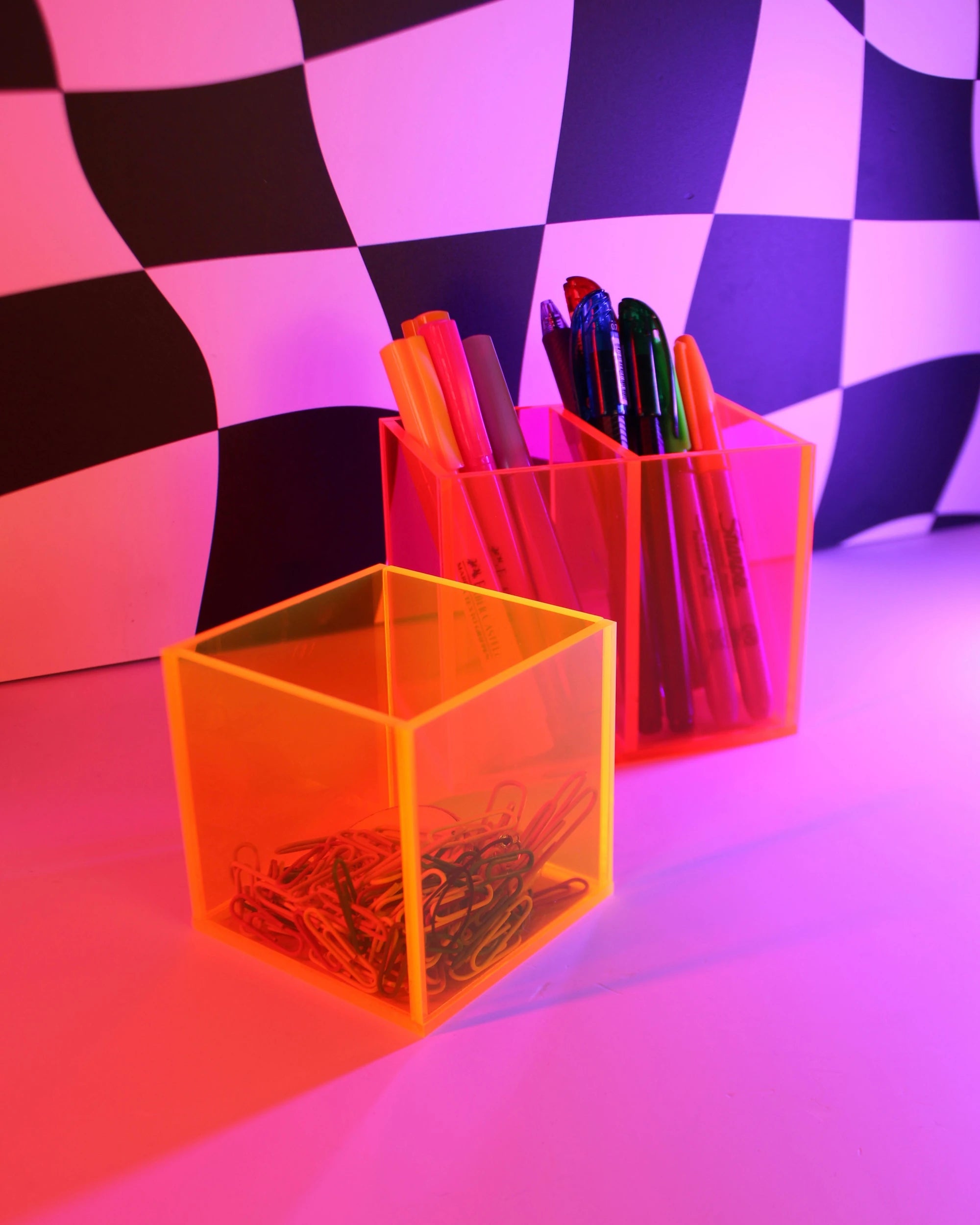 Pop Box - Porta Treco de Acrílico Neon [WEBP]