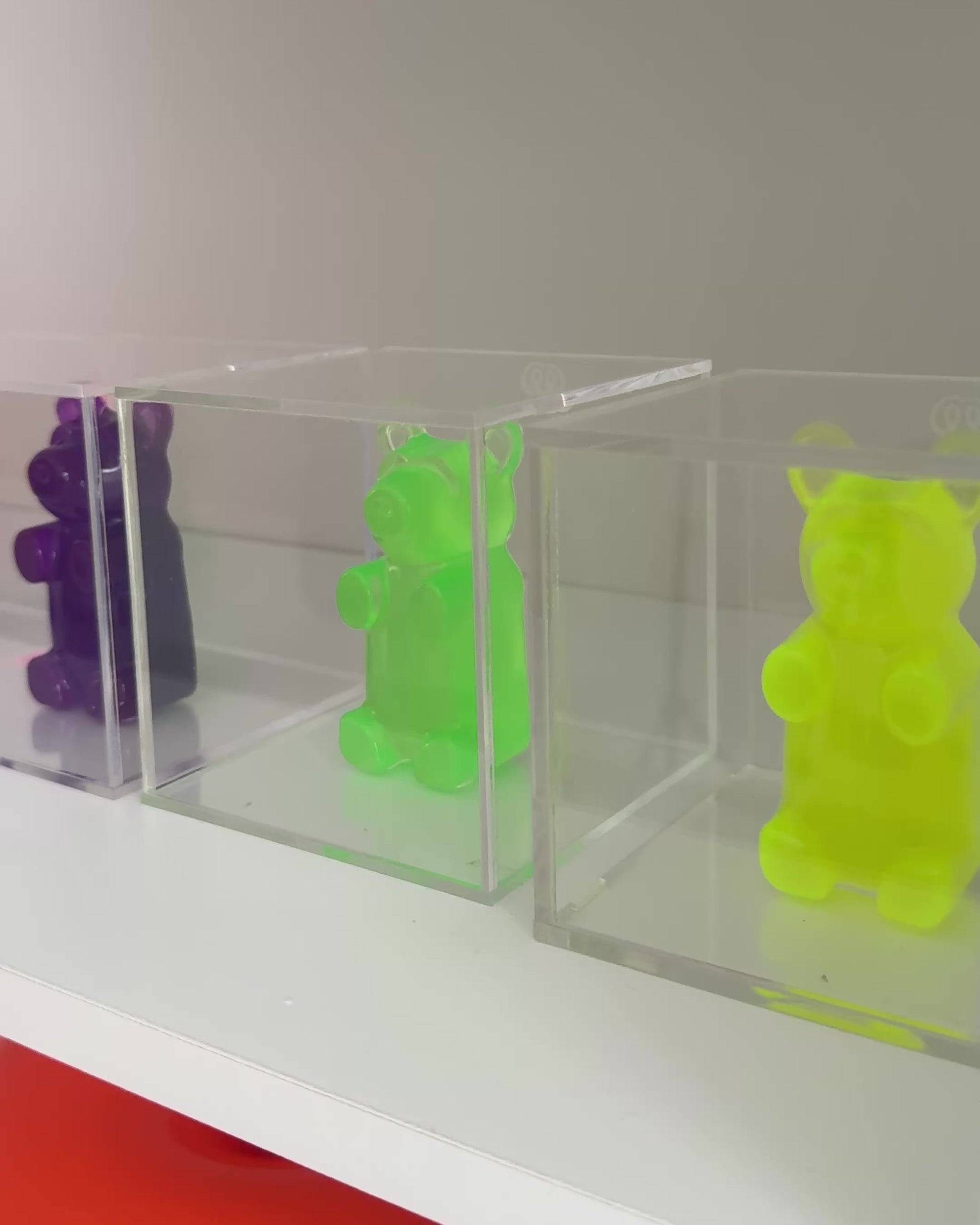 Gummy Bear no Cubo - Urso na Caixa de Acrílico